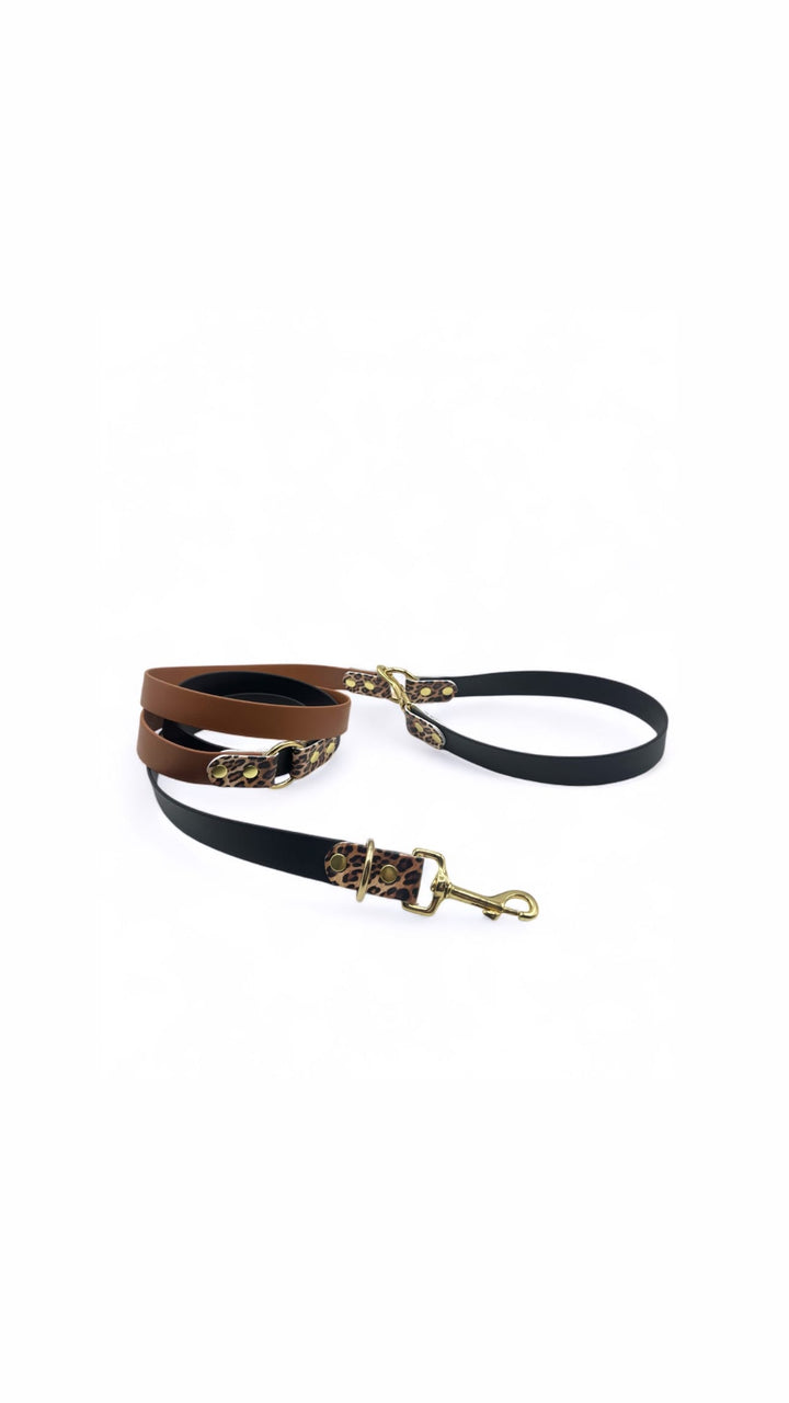 Laisse multipositions noir camel et léopard. Pratique et tendance avec motif léopard